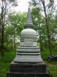 Main contemplation stupa

@ Victoria's Way in
Roundwood, Co Wicklow, Ireland